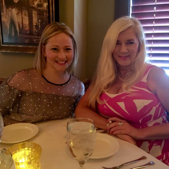 Meet your Posher, Heather - Picture 5 of 6